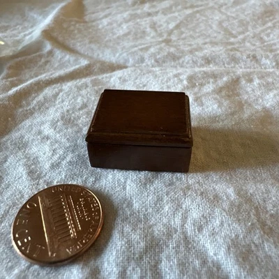 Heidi Ott #XY601-M Casa de Muñecas Miniatura Escala 1:12 Joyero Estuche Gabinete  Foto 1 de 3