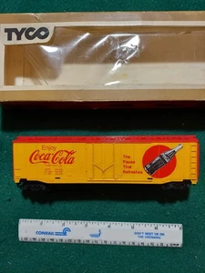 TYCO #374-B COCA COLA 50' BOX CAR - Picture 1 of 5