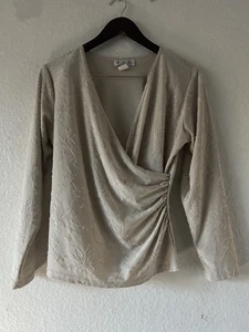 Top envolvente crema vintage años 2000 marfil floral bordado grande Y2K Fairycore - Imagen 1 de 19