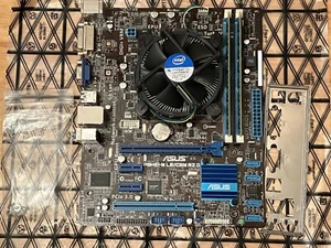 Schonend gebrauchtes ASUS P8H61-M Mainboard Intel i7 Prozessor 16gb Ram - Bild 1 von 10