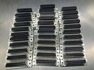 (34) AMP 207463-1 25-Position Receptacle for Female Contacts, D-Sub - Picture 1 of 5