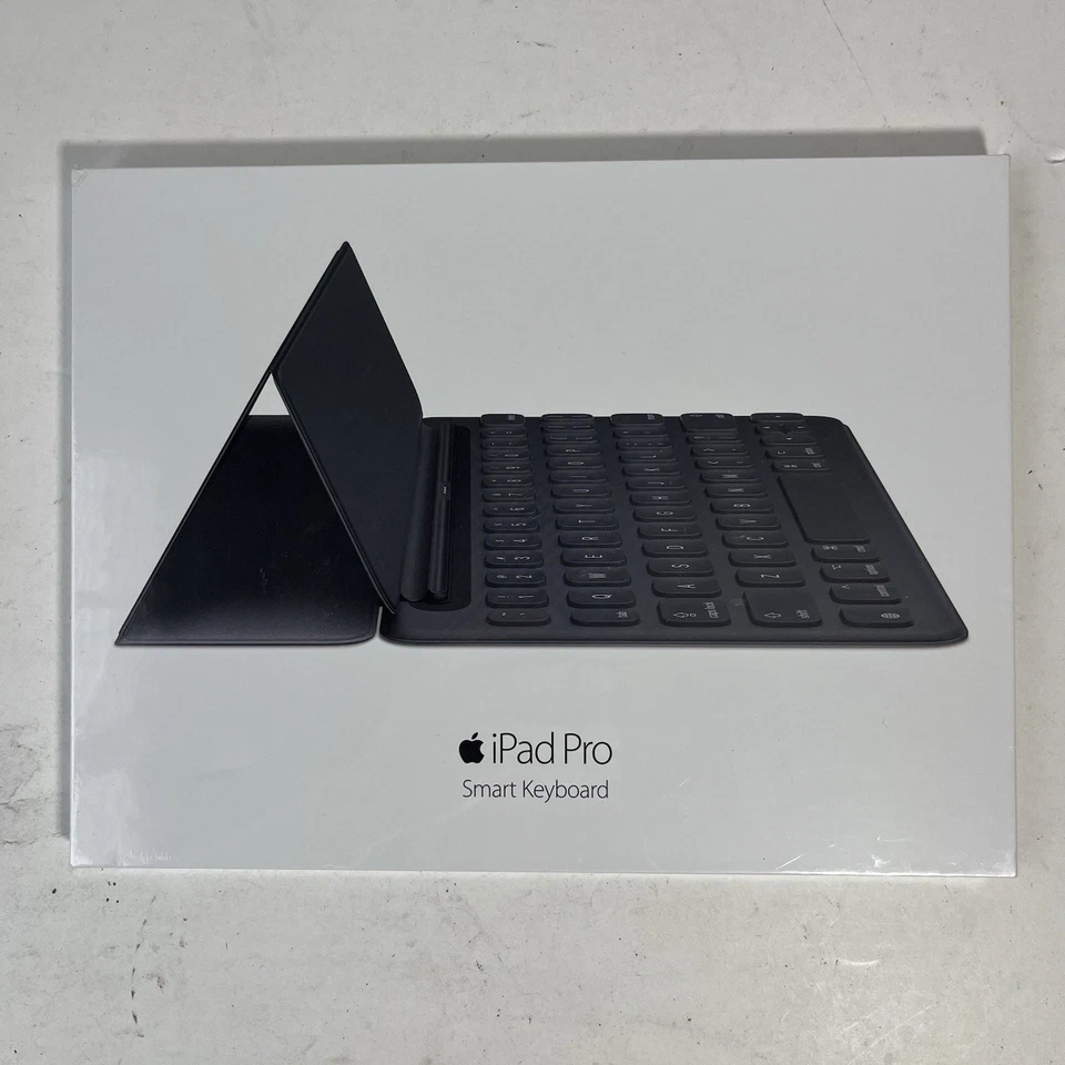 Apple Smart Keyboard for iPad Pro 9.7-inch A1772 (Black) MM2L2AMA - New Sealed - Image 1 of 3