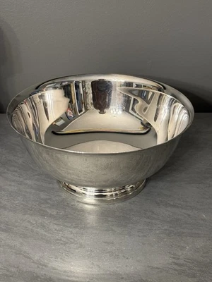 Striking Gorham Silver Plated Footed Serving Bowl YC781 - 9" x 4.25" - Image 1 of 4