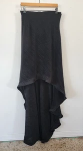 Vestido para mujer ALEXIS sin tirantes alto bajo talla mediana con volantes - Imagen 1 de 8