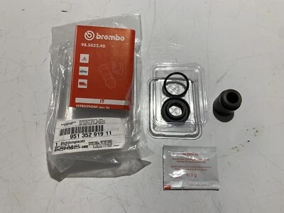 Genuine Porsche 928 944 964 993 Rear Brake Calliper Piston + Seal Kit 30mm NEW - Image 1 of 4