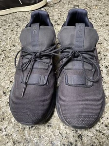 Cloud 5 Mens Waterproof Running Shoes All Black Size 11.5 M - Picture 1 of 7