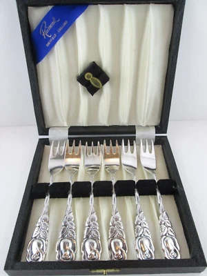 Raimond Sheffield Silver Plated Set 6 ROSE Dessert Forks in Case - Image 1 of 4