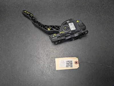 Pedal acelerador de gasolina 2015 Volvo S60 31329062 2014 2016 2017 2018 Foto 1 de 4