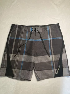 Costume da bagno O'Neil Board Shorts uomo taglia 40 nero/grigio/blu con tasca - Foto 1 di 8