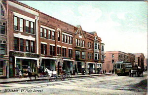ST. ALBENS, VERMONT - BUSY MAIN STREET - HORSE-DRAWN - OLD POSTCARD - Picture 1 of 2