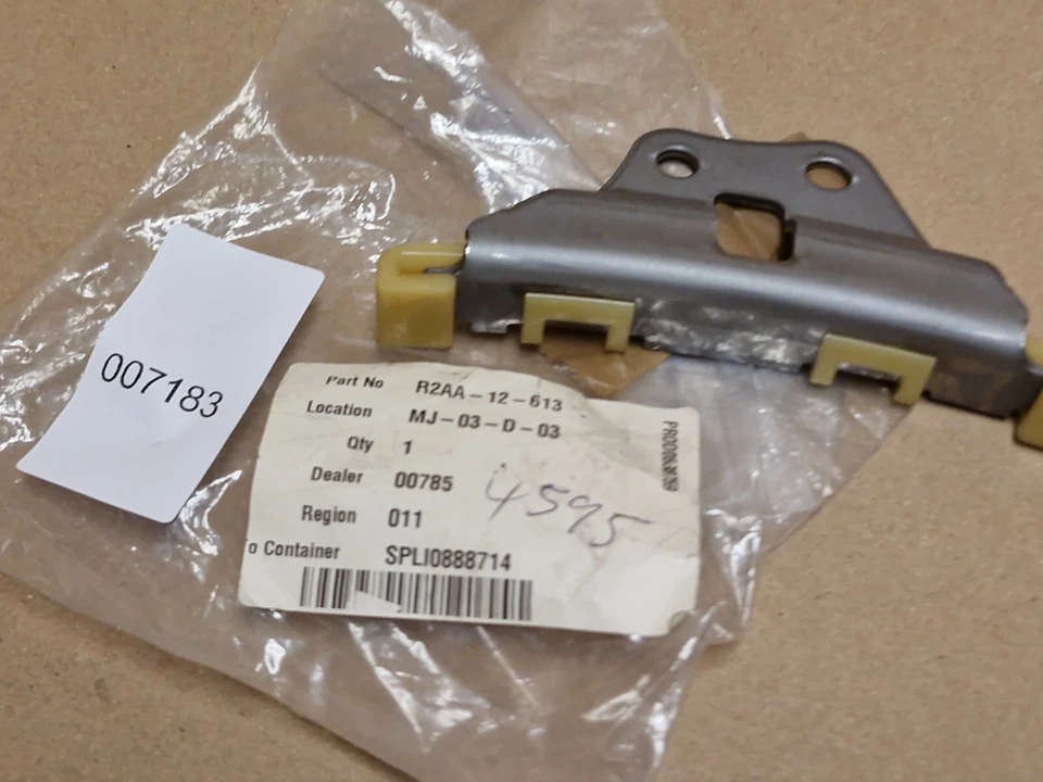 Mazda 3 2.2D Diesel Engine Chain Rail Guide 2009-2014 R2AA12613 Genuine NEW OEM - Image 1 of 4