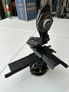Manfrotto #303 Plus QTVR panoramic head with Manfrotto leveling base - Picture 1 of 7