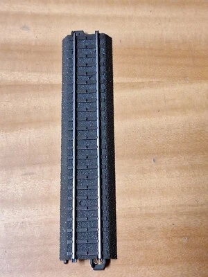 Marklin 24172 Serie C Binario diritto 172 mm  Scala HO - Immagine 1 di 2