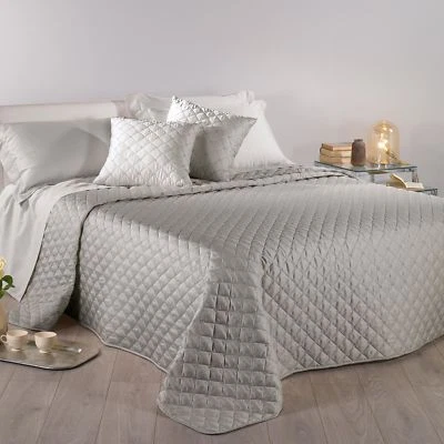 Trapuntino/Copriletto trapuntato matrimoniale 2 piazze Caleffi mod. "Radioso" - Immagine 1 di 3