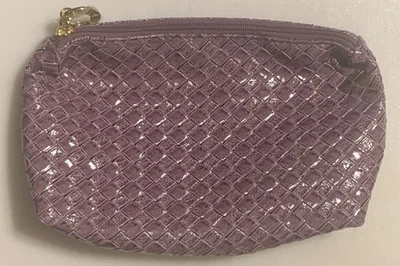 Bolso de maquillaje cosmético forrado de poliéster lavanda Estee Lauder nuevo sin etiquetas. Foto 1 de 4