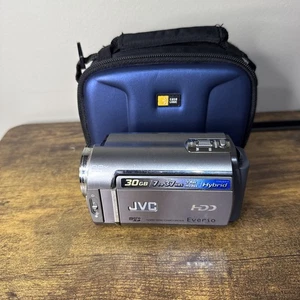 JVC Everio GZ-MG230U 30GB Hard Disk Camcorder W/ Case - Picture 1 of 14