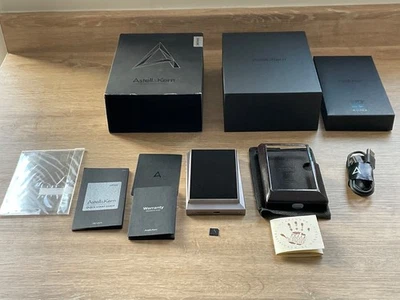 ASTELL&KERN AK320 HI-RESOLUTION DAP/DAC VERY RARE UNIT 128GB BOXED. - Image 1 of 4