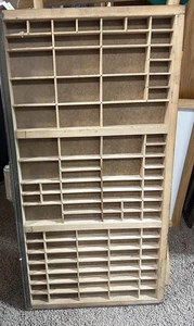 Vintage Holz Drucker Schriftsatz Tablett 89 Fächer Metall Seiten 32"x 16,5" - Bild 1 von 9