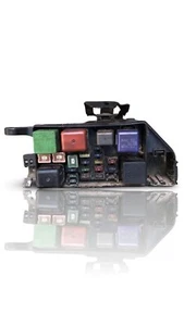 Toyota Camry 1995 Fuse Box - Picture 1 of 6