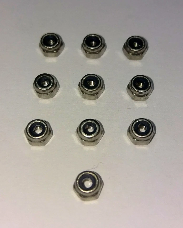 10 x M3 Edelstahlmuttern,selbstsichernd,D985 A2,befestigungsmaterial,Stoppmutter - Bild 1 von 1