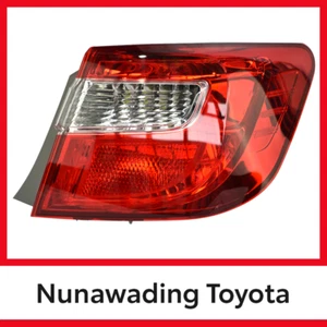Genuine Toyota Aurion Right Hand Tail Light Lamp Lens & Body 02/2012 - 05/2016 - Picture 1 of 6