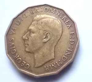 Rare 1939 brass 3d coin - Picture 1 of 2