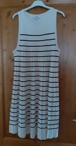 COS Sommerkleid Gr. L natur mit schwarzen Querstreifen - Bild 1 von 5