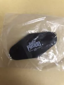 NEW NBA Plastic Phoenix Suns Key Chain Team Logo - Picture 1 of 3