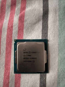 Intel Core i7-7700K 4,20GHz Quad Core Processeur (BX80677I77700K) - Photo 1/2