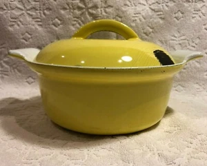 Vintage DESCOWARE Belgium Medium Sunny-Yellow-Enamel Lidded Round Casserole 18 - Picture 1 of 12
