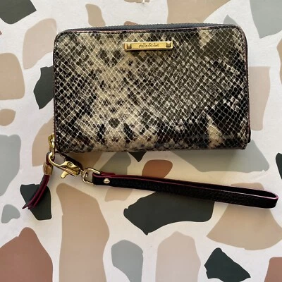 Cartera sin asas Stella & Dot marrón/rosa/dorado diseño piel de serpiente cremallera alrededor Foto 1 de 4