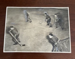 ANTIQUE ORIGINAL 1930s LOS ANGELES JUNIOR COLLEGE HOCKEY BLACK and WHITE PHOTO - Picture 1 of 13