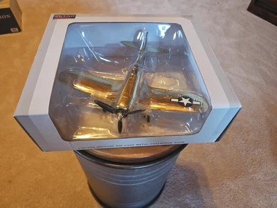 SpecCast F4U-1 Corsair Gold LTD Edition Airplane 47512 Die Cast Metal Bank New - Image 1 of 4