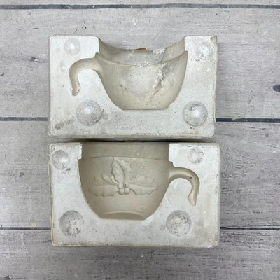 Molde de fundición de cerámica sin marca hojas de acebo y taza de bayas #MC-269 Foto 1 de 4