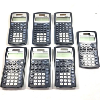 Texas Instruments TI-30X IIS Calculadoras Científicas LCD de 10 Dígitos Negro Juego de 7* Foto 1 de 4