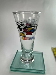 NASCAR Pilsner Pint Glass With Car Racing Flag Logo New Condition Cup B1 - Picture 1 of 12
