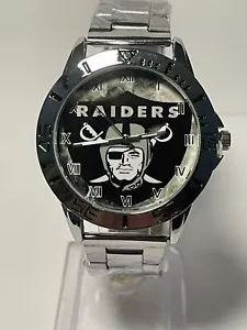 Las Vegas Raiders NFL Team Logo Men's Stainless-Steel Silver Watch NEW - Picture 1 of 9