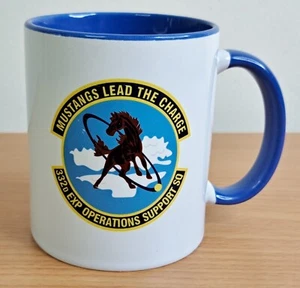 332d Expeditionary Operations Support Squadron 10 Unzen Kaffeebecher - Mustangs - Bild 1 von 7