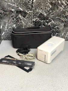 Plustek OpticFilm 7300 Scanner for 35mm slides. Minimal use, Excellent Condition - Afbeelding 1 van 4