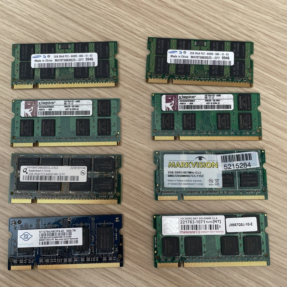 Memoria Ram Hynix 1gb 2rx8 pc2-5300s-555-12 componente Modulo per Notebook Pc  - Immagine 1 di 1