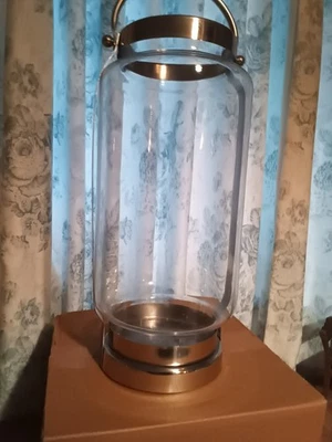 Cylindrical  glass candle/hurricane lamp in metal frame with handle. - Image 1 of 3