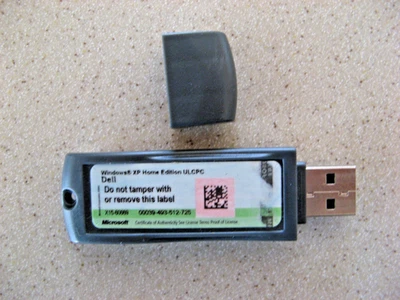 Microsoft Windows XP Home Edition Flash Drive, Service Pack 3 - Image 1 of 3