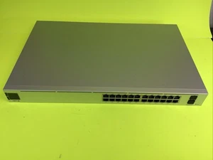 Ubiquiti UniFi 24 PoE Switch USW-Pro-24-PoE - Picture 1 of 8