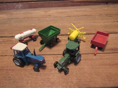 Vintage ERTL 1/64th John Deere & Others Farm Implements - Image 1 of 4