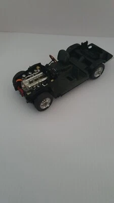 CHASIS DANBURY COMO NUEVO ASTON MARTIN DB5 JAMES BOND SOLO PARA EL COCHE PLATEADO U DORADO Foto 1 de 4