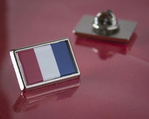 France French Flag Pin/Lapel Badge - Picture 1 of 1