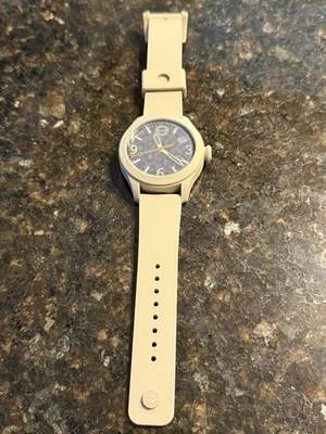 ESQ By Movado One男女通用米色硅胶表带瑞士石英不锈钢手表 — 第 1/4 张图片