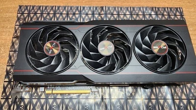 Sapphire Pulse Radeon RX 7900 XTX 24GB RAM - Graphics Card  - Image 1 of 4