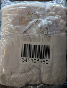 POTTERY BARN TEEN Hello Kitty® Tree Skirt-NWT - Picture 1 of 4