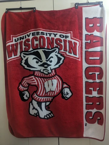 Wisconsin Badgers Large Soft Fleece / Throw / Blanket 52" X 56" Cover